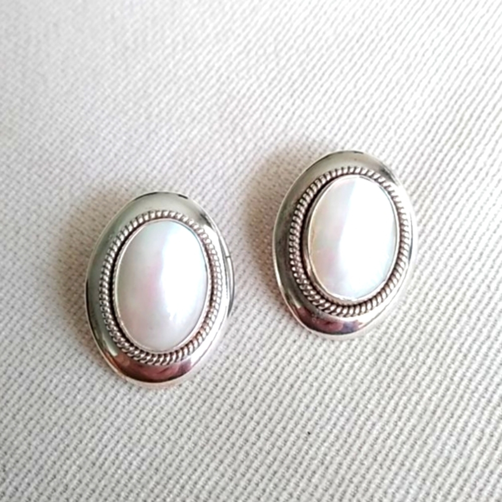 STERLING & MOP EARRING'S - Picture 1 of 7